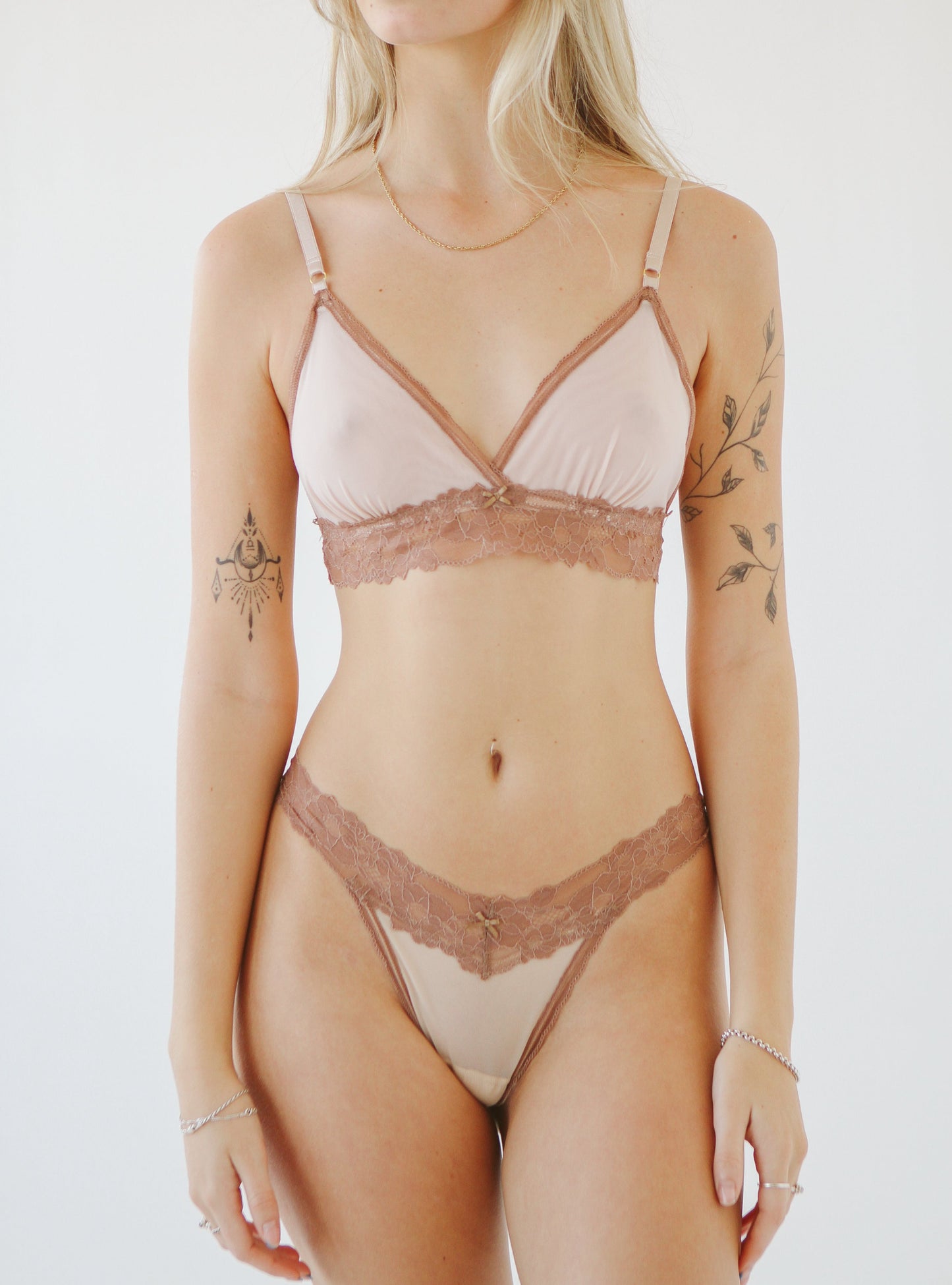 Raw Cacao Lia + Thong Set