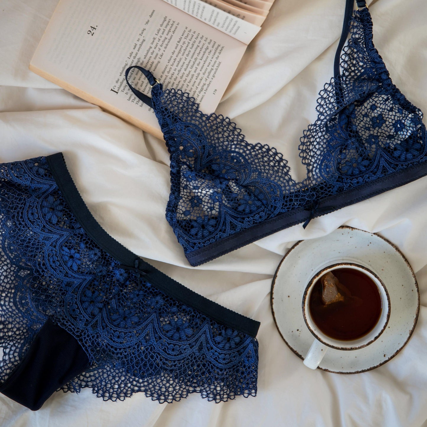 Florence Set in Midnight Blue - Takkleberry